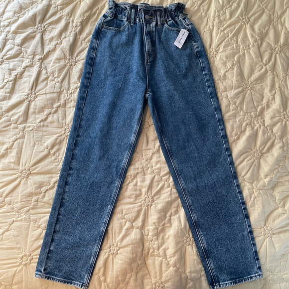 PacSun Mom Jean (Small) - Picture 5 of 5
